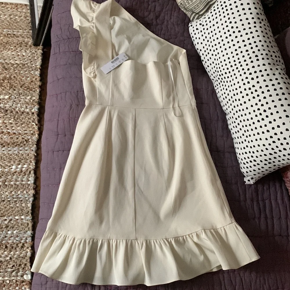 🤍🆕 J.CREW One-Shoulder Ruffle Dress